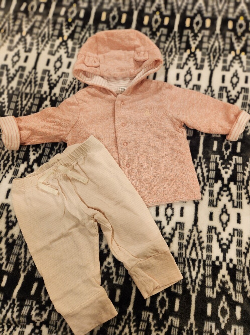 GAP Baby Hooded Pink Sweater Jacket with Cream Pants Set, Size 3-6M